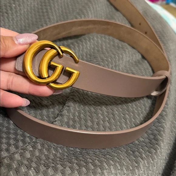 Taupe faux Leather Belt - Gold buckle - Picture 1 of 3